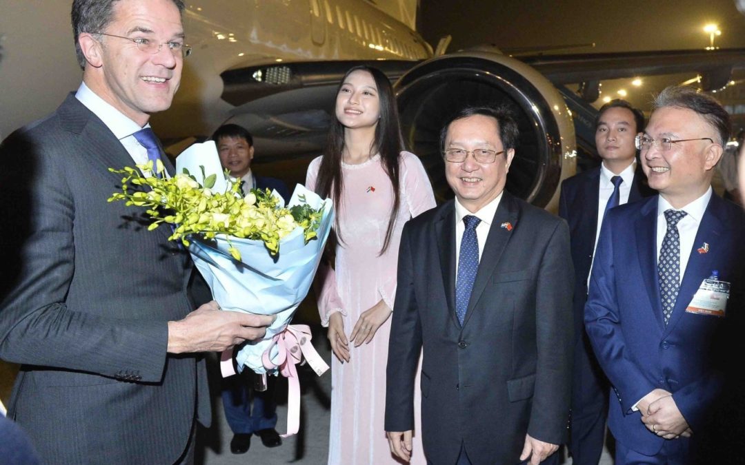 Vietnam’s Strategic Position in High-Tech Cooperation: A Glimpse into Official Visits